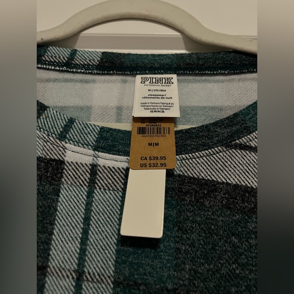 BNWT PINK by Victoria's Secret - UNISEX COZY LONG-SLEEVE SLEEP SHIRT Size Medium - Picture 4 of 8